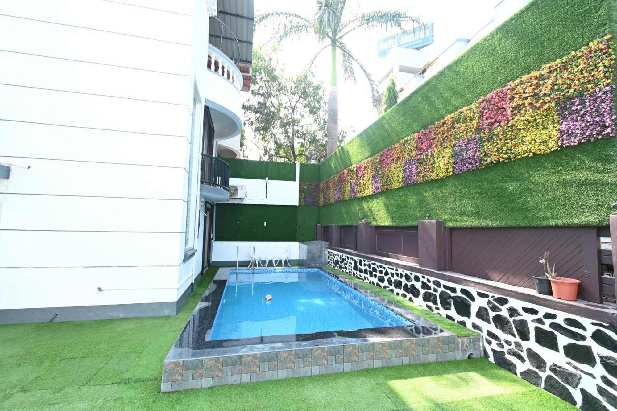 Emerald Villa Lonavala Buitenkant foto